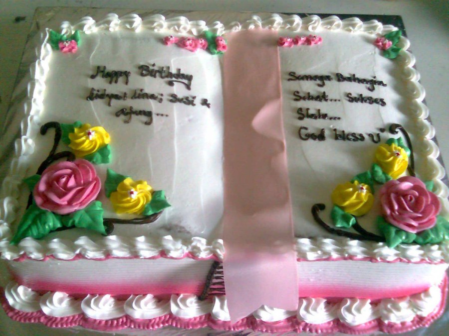 http://puspitahandayani018.files.wordpress.com/2013/11/tokokuebangka-kue-ulang-tahun-book-cakes.jpg